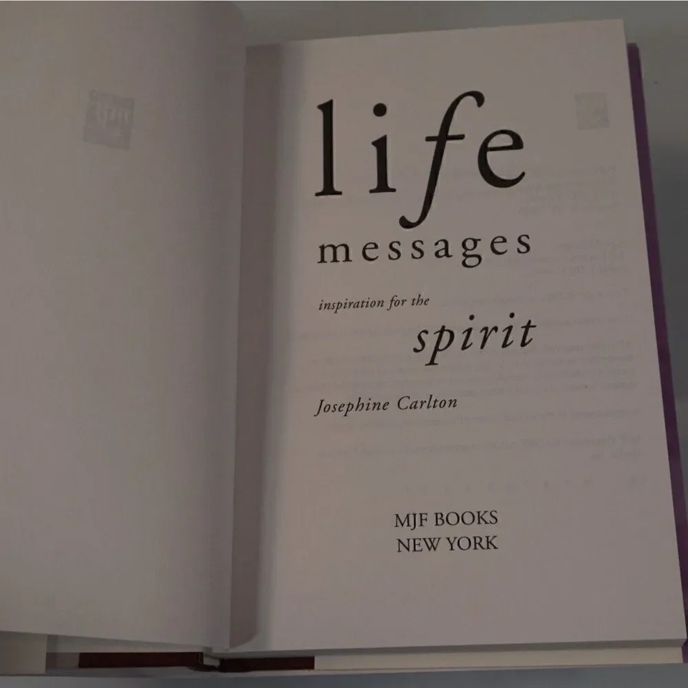 Life Messages Inspiration For The Woman's Spirit by Josephine Carlton 2002 HC